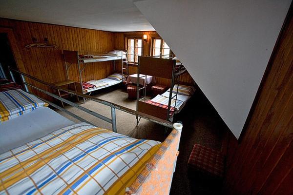 カルパッチ Schronisko Pttk Samotniaホステル 部屋 写真